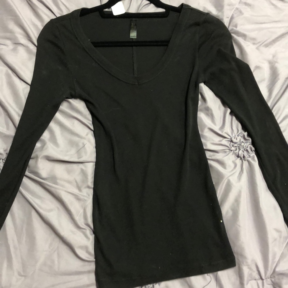 A Closet Staple! Basic Long Sleeve Black T